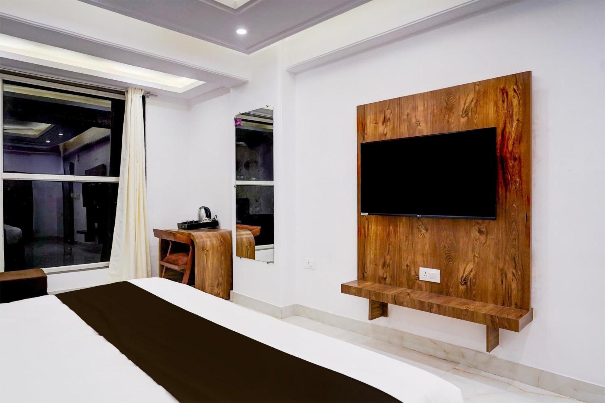 Townhouse Hotel Vaishali Grand Ghaziabad Dış mekan fotoğraf