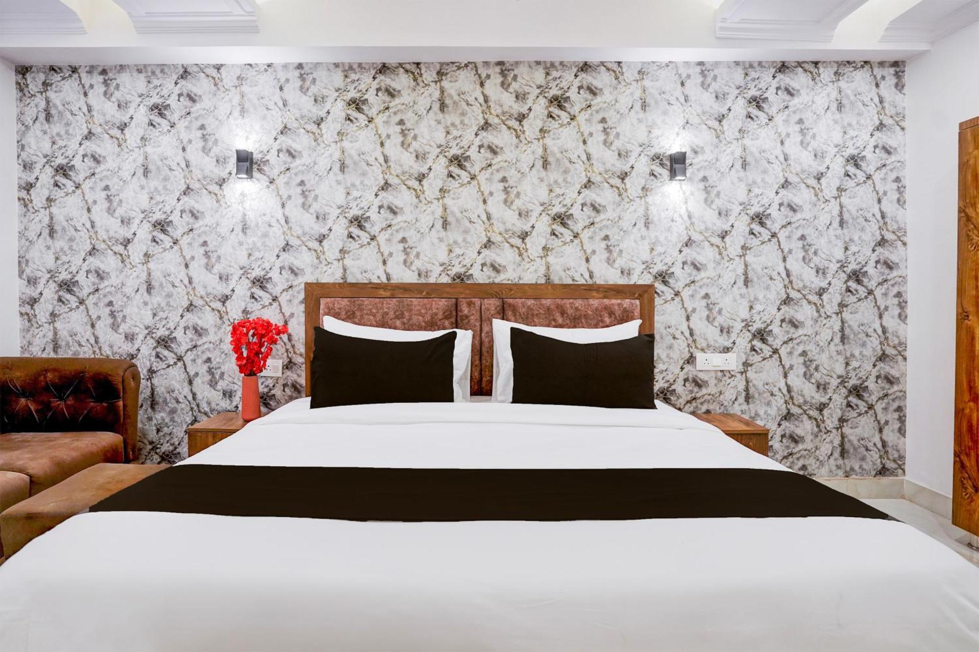 Townhouse Hotel Vaishali Grand Ghaziabad Dış mekan fotoğraf