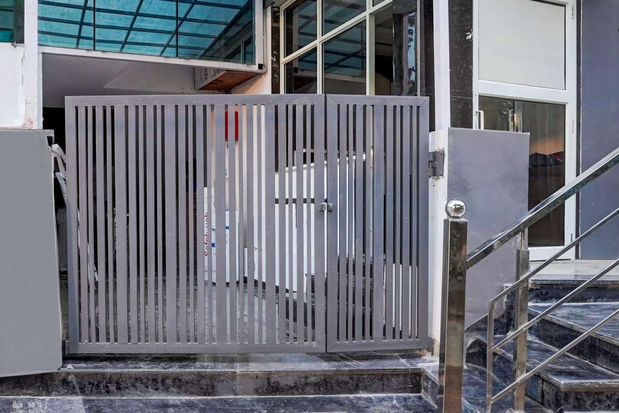 Townhouse Hotel Vaishali Grand Ghaziabad Dış mekan fotoğraf
